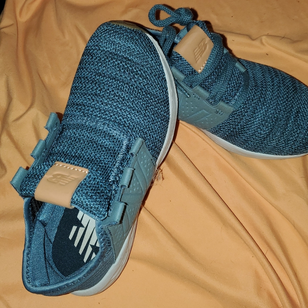 Boys New Balance shoes size 1.5 US